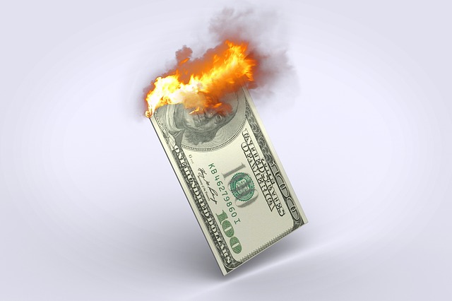 Geld
 verbrennen